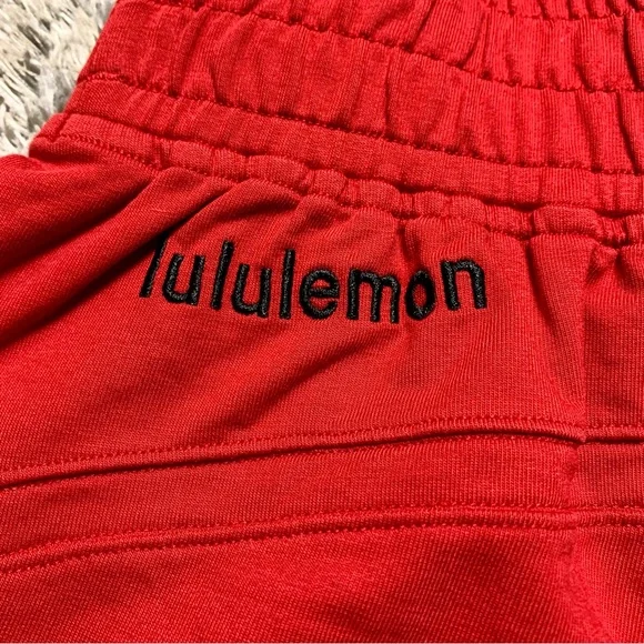 NWOT Lululemon LA High Rise Relaxed Short *Dark Red